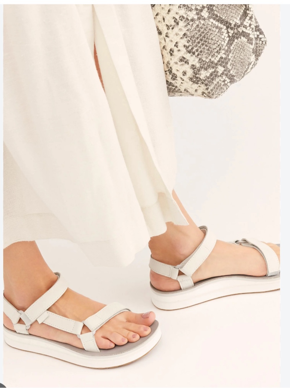 Teva Cream Leather Sandals Size 6